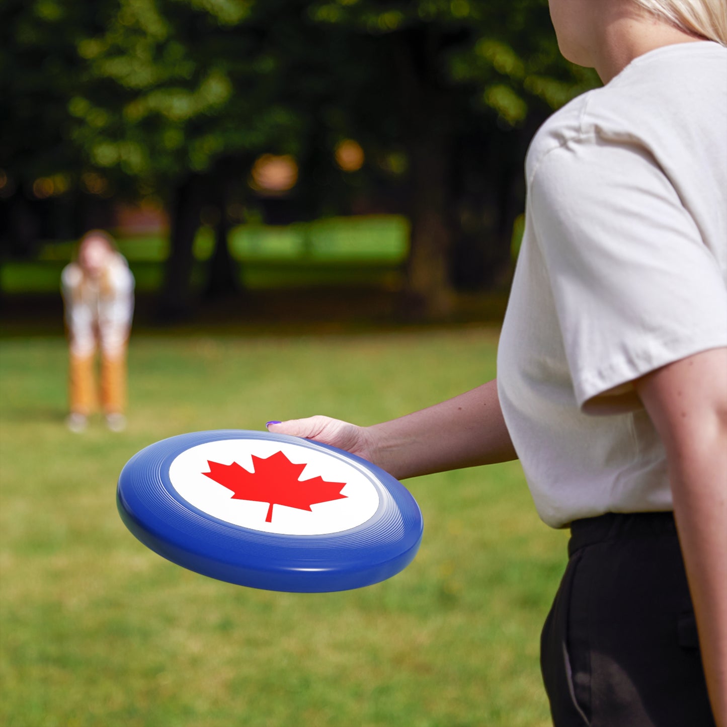 Wham-O Frisbee, Canadian Maple Leaf