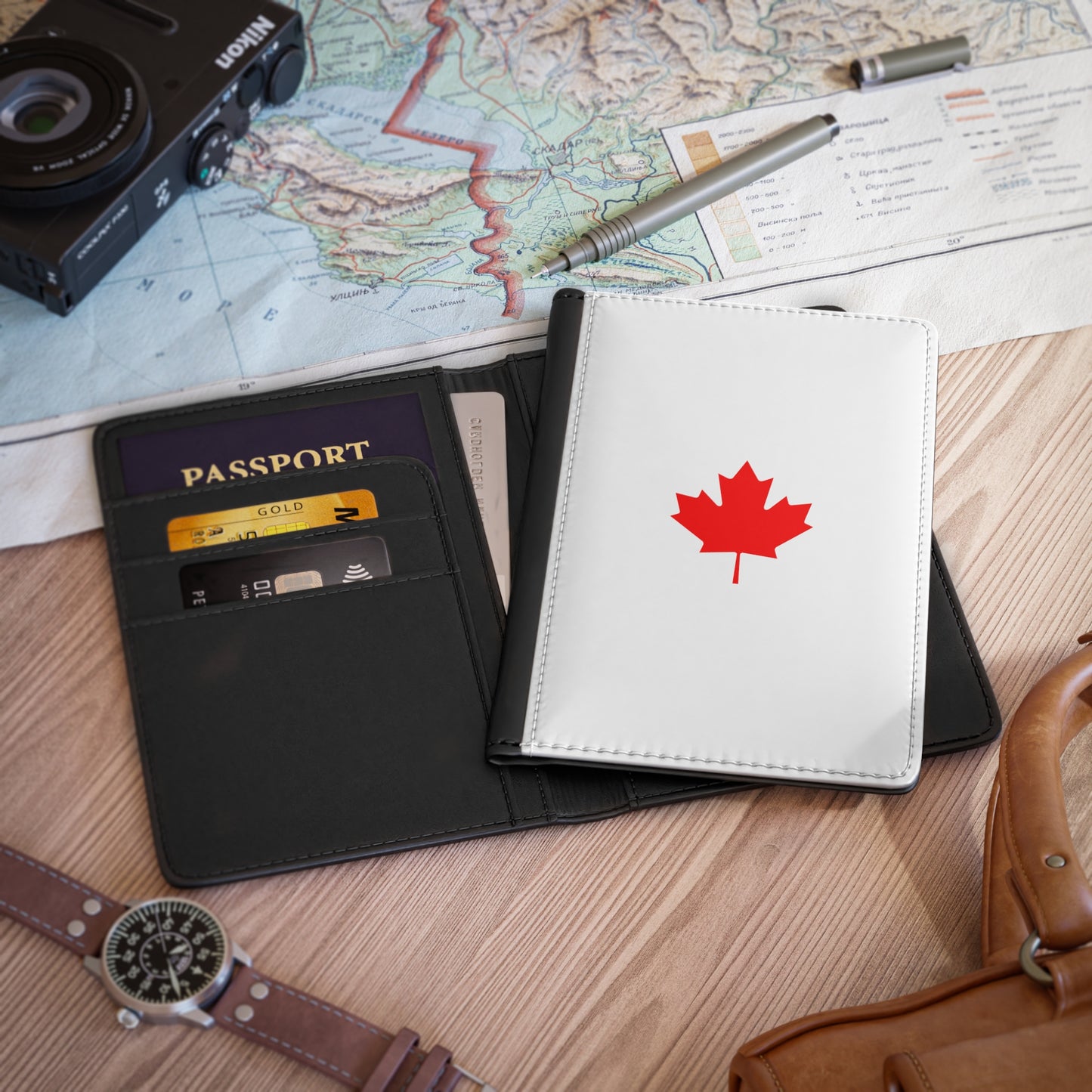 Passport Cover, Canadian Maple Leaf